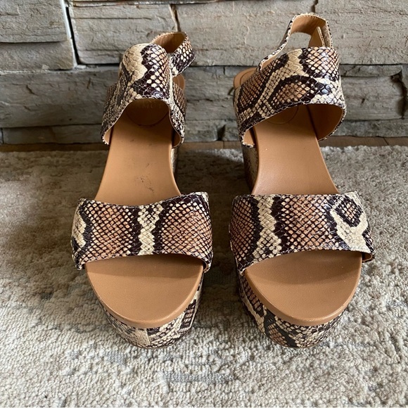 Vince Camuto Ventinda Wedge Platform Snakeskin Sandals Heels Open Toe Leather - Picture 3 of 12